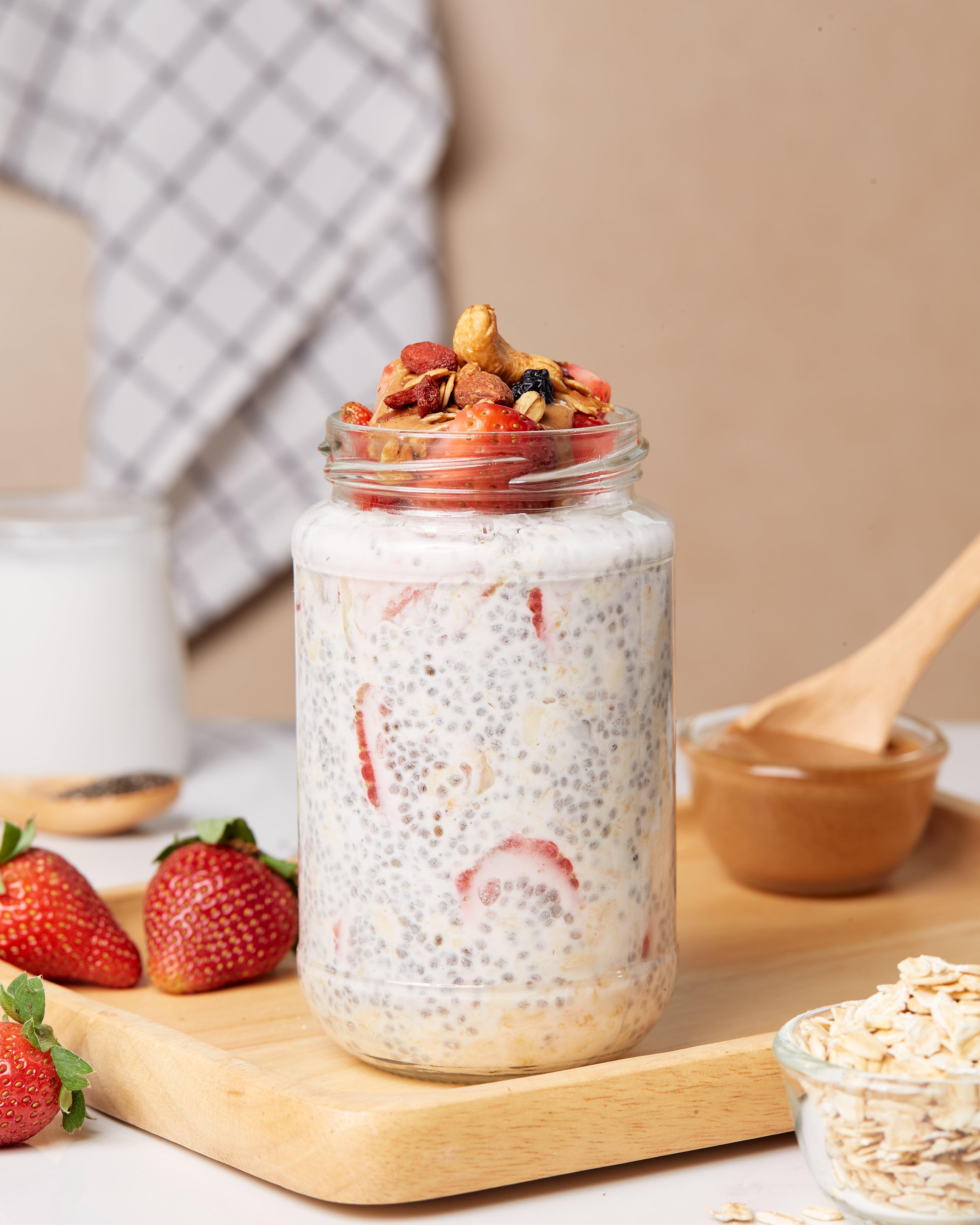 Overnight Oats With Granola &amp; Chia Seed Pudding &ndash; Amazin' Graze Malaysia