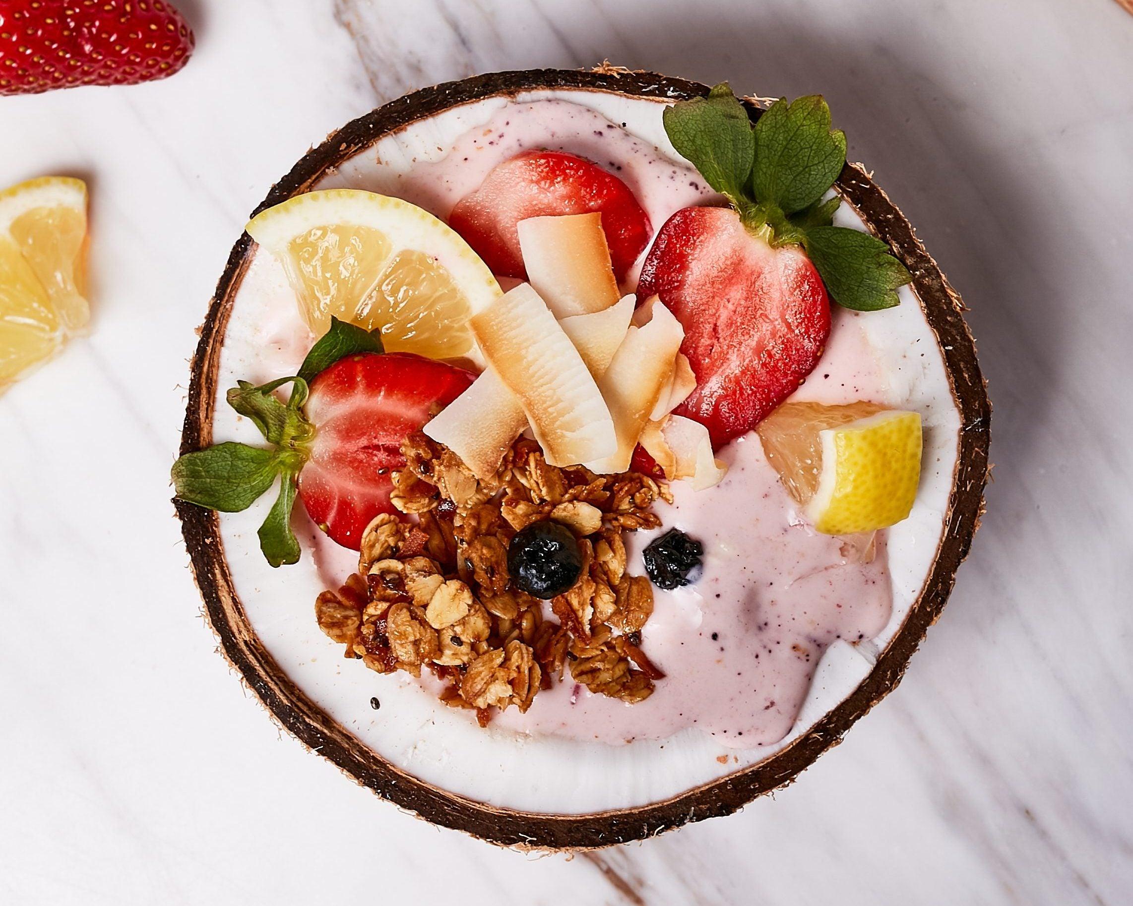 Coconut Smoothie Bowl – Amazin' Graze Malaysia