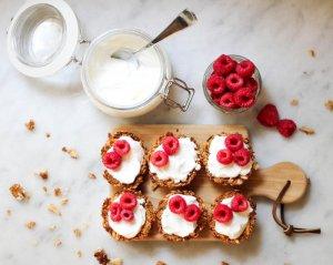 You Will Love This: Frozen Yogurt Granola Cups!