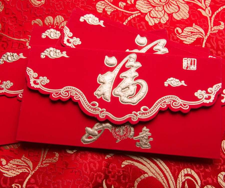 8 CNY Gifts To Bring Luck, Fortune & Health For Loved Ones