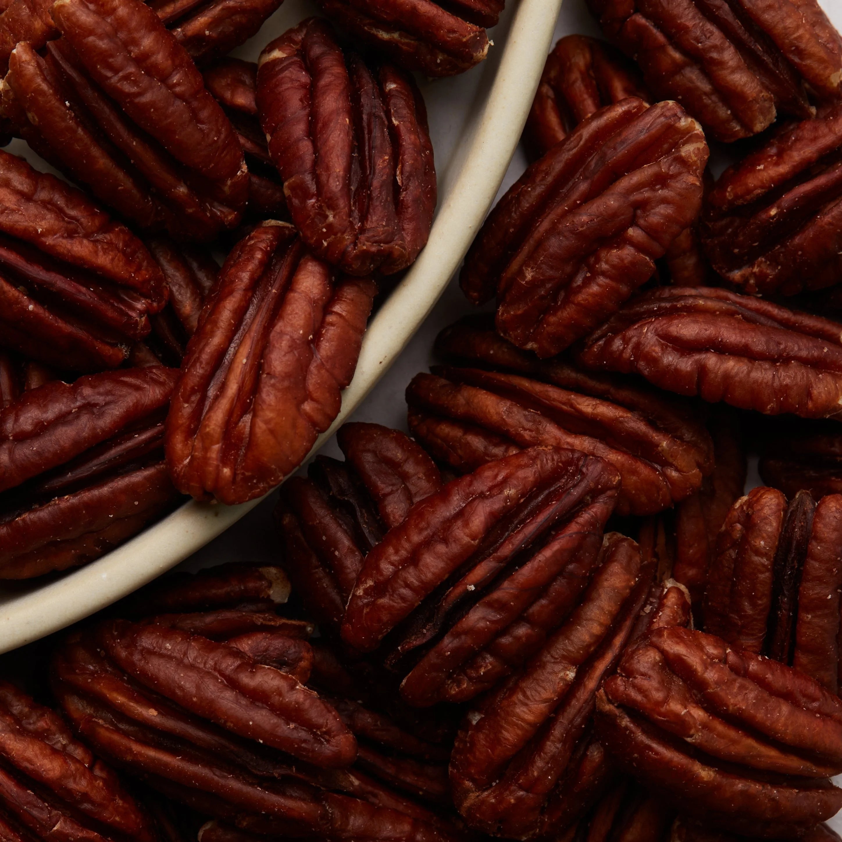 Lightly Roasted USA Pecans - Amazin' Graze Malaysia